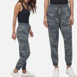 Splendid Classic Olive Camo Joggers Women Size XS Rayon High Rise Utility Pants